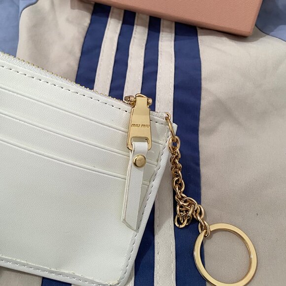 Miu Miu White Card Holder With Key Ring - Picture 5 of 6